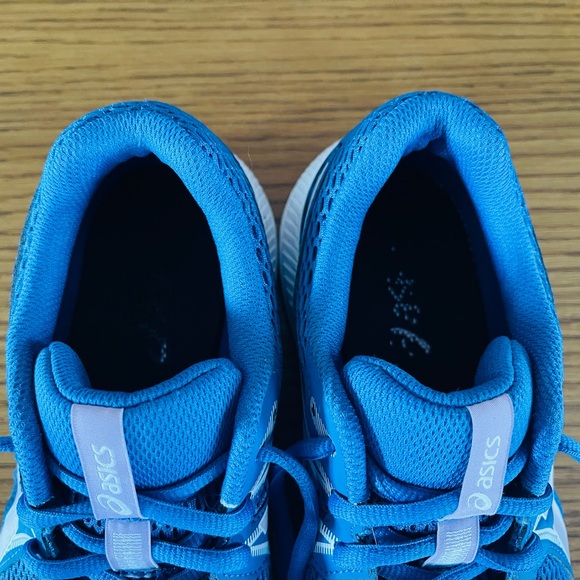 ASICS Contend 7 Women’s Size 5 - Picture 13 of 16